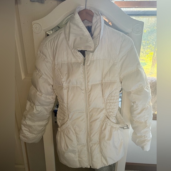 Laundry by Shelli Segal white puffer coat size Detachable belt hood and neck fur - Picture 2 of 13